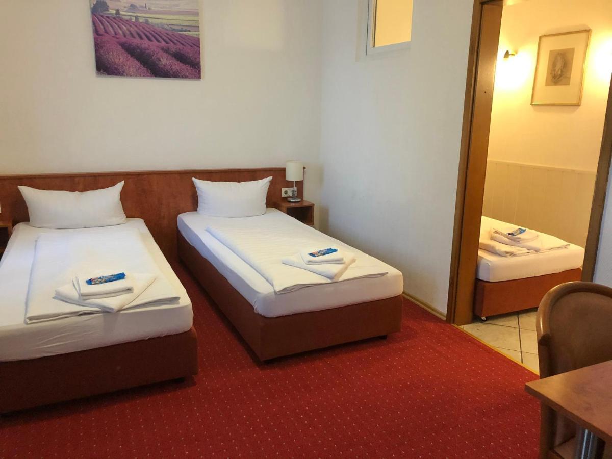 Hotel Am Ledermuseum Offenbach am Main Bagian luar foto