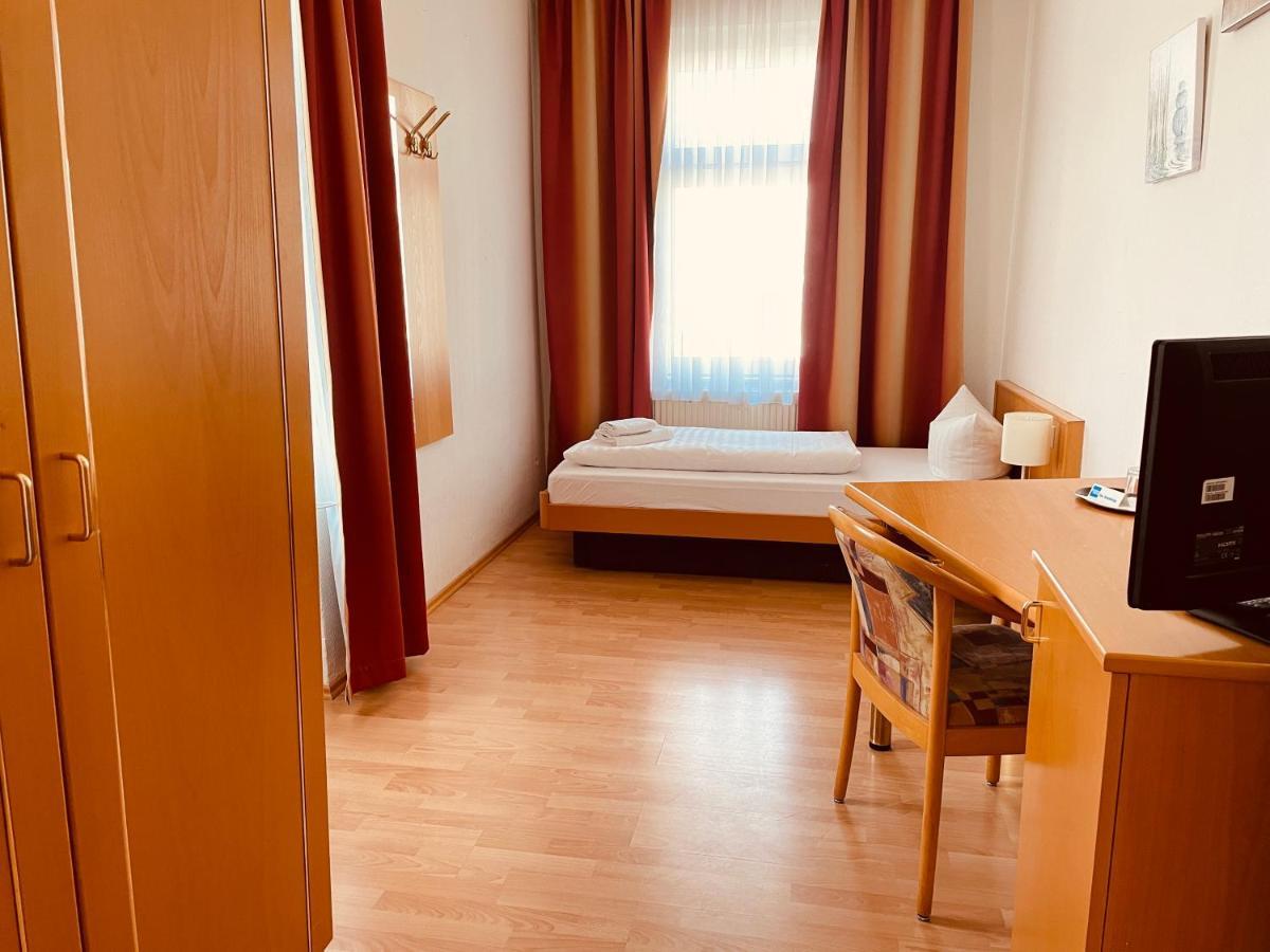 Hotel Am Ledermuseum Offenbach am Main Bagian luar foto