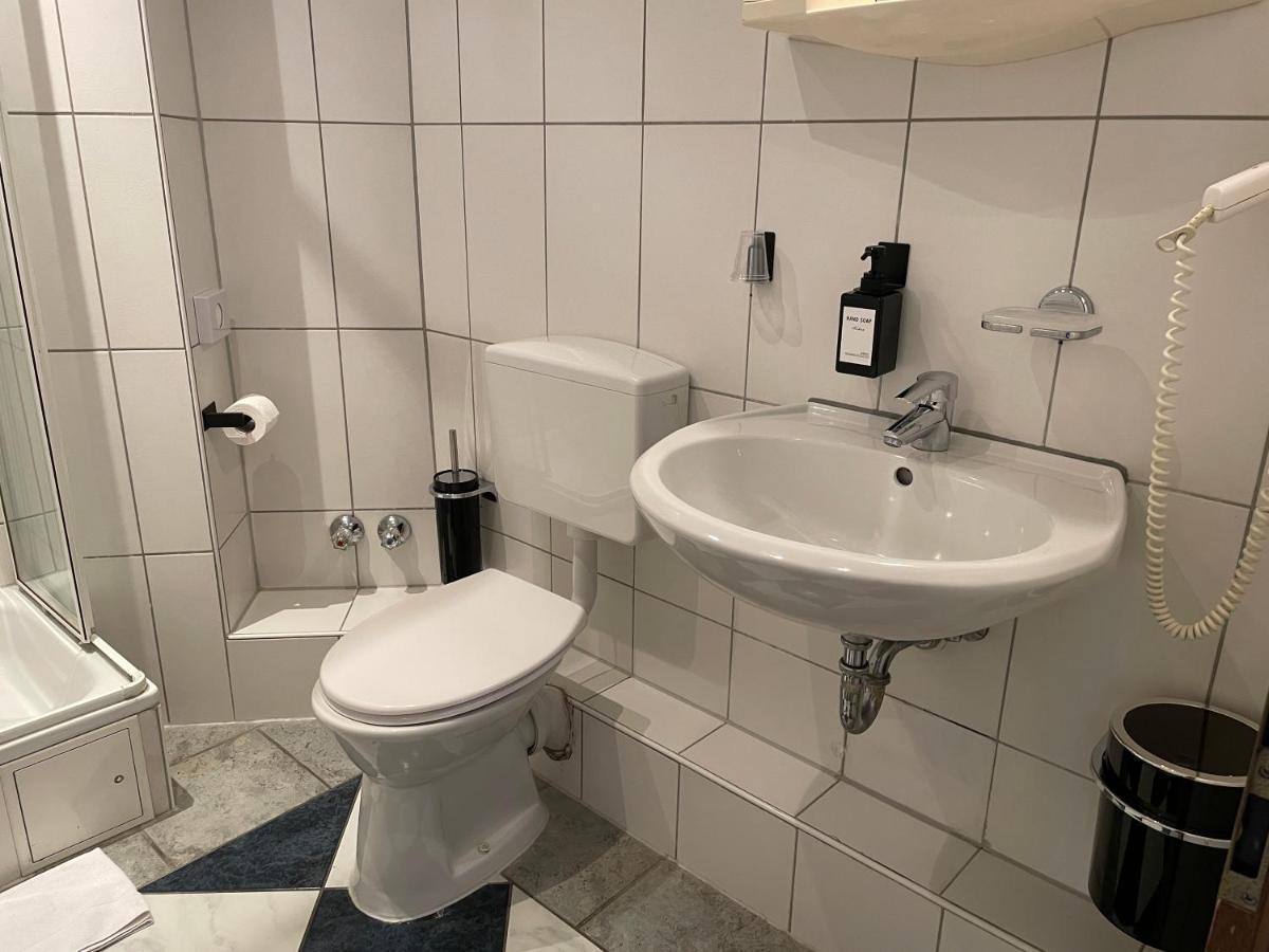 Hotel Am Ledermuseum Offenbach am Main Bagian luar foto