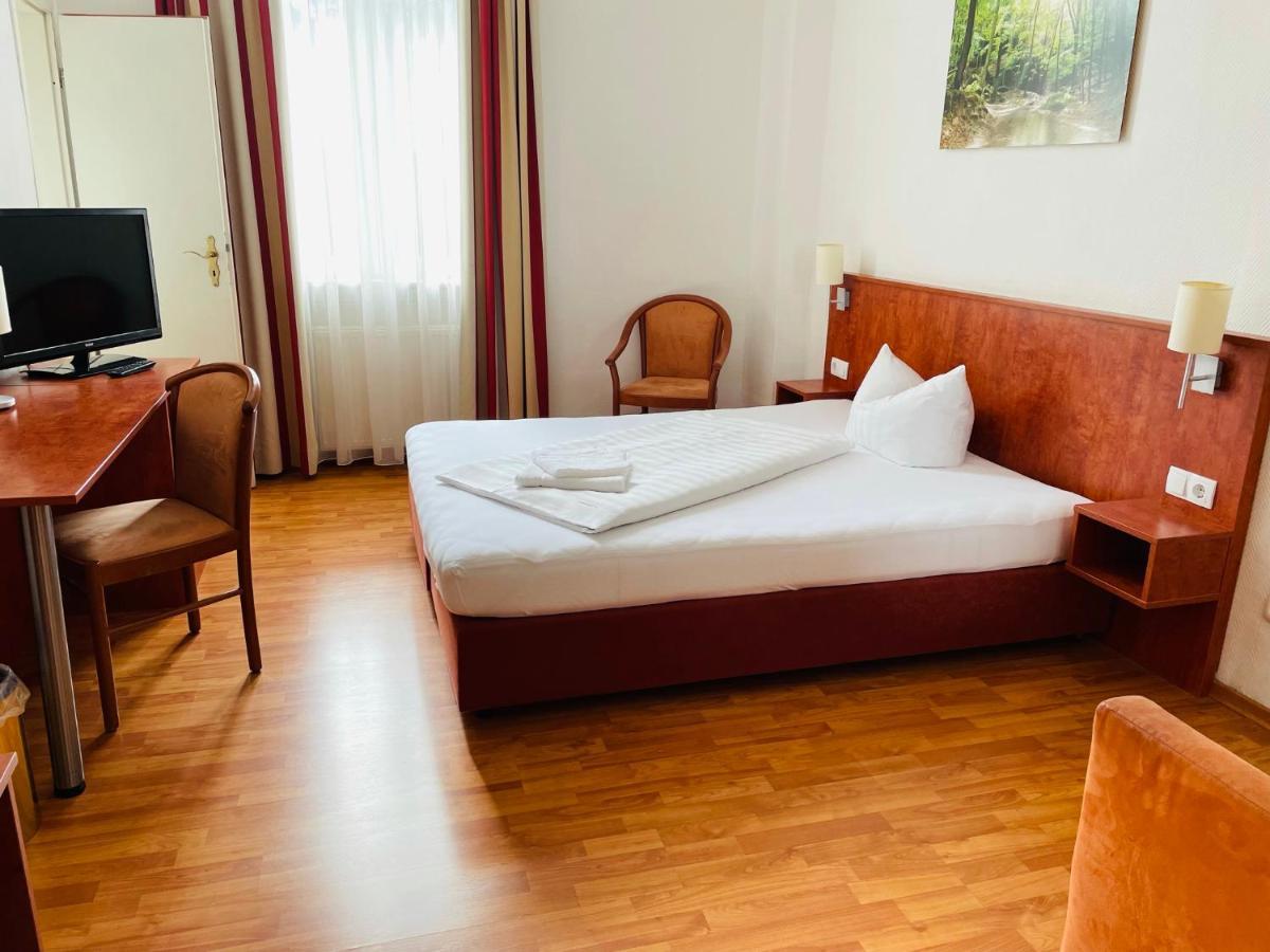 Hotel Am Ledermuseum Offenbach am Main Bagian luar foto